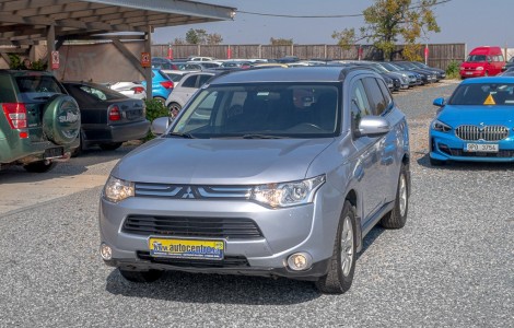 Mitsubishi Outlander 2.2D 110KW 4x4 – 1 MAJITEL