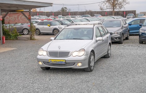 Mercedes-Benz Třídy C 200CDI 90KW man – ZIMNÍ PNEU