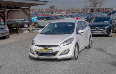 Hyundai i30 1.4D 66KW – DIGI KLIMA