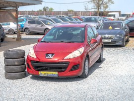 Peugeot 207 ČR 1.4i 54KW AC – 2x KOLA