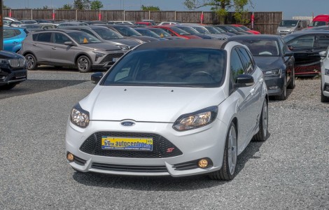 Ford Focus 12/12 2.0T 184KW ST – 46tkm