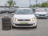 Volkswagen Golf ČR 1.4i 16V NAVI – 2x KOLA