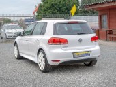 Volkswagen Golf ČR 1.4i 16V NAVI – 2x KOLA