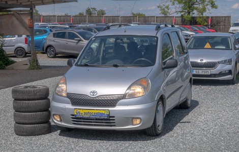 Toyota Yaris 7/01 1.3i 63KW – VERSO