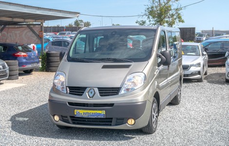 Renault Trafic ČR 2.0DCI AC – 6 sedadel