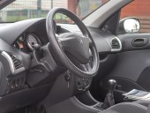 Peugeot 206 + 1.1i 44KW - KLIMA