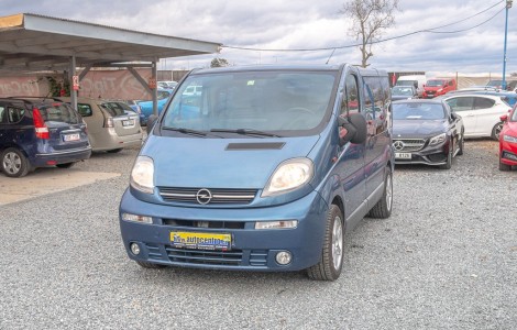 Opel Vivaro 1.9DCI AC – 7 sedadel