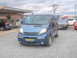 Opel Vivaro 1.9DCI AC – 7 sedadel